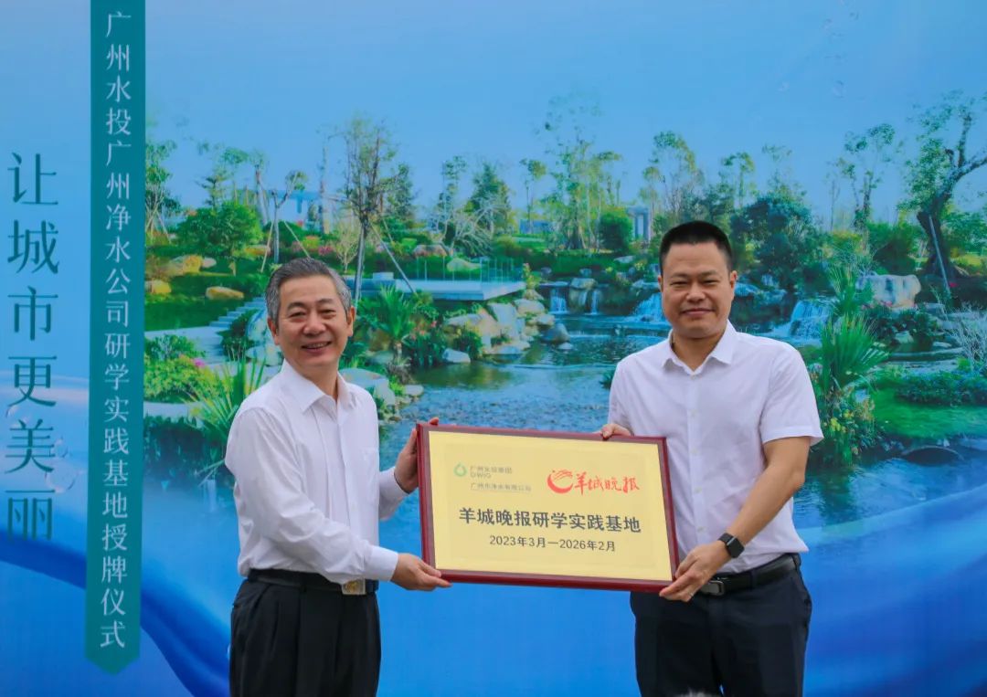 1681201742491148.jpg 1a8cb2c0ad37e46ce921e6bf631f792c.jpg